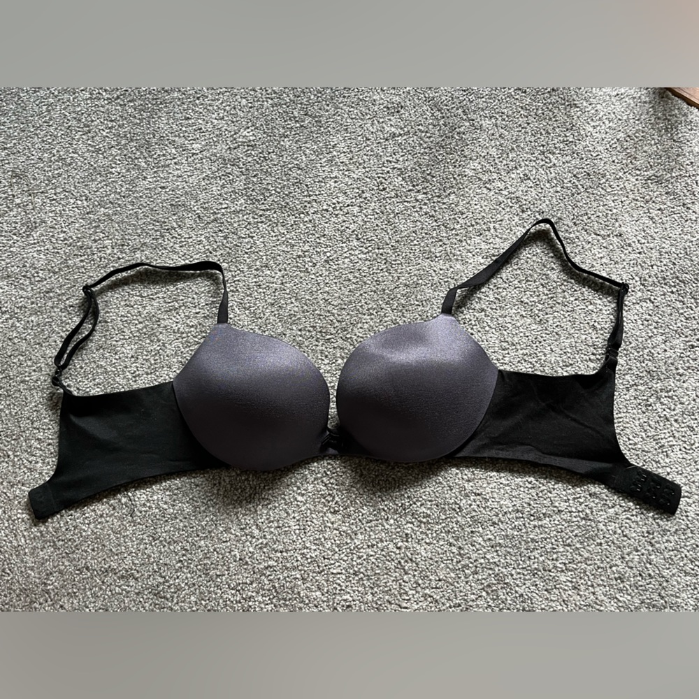 VICTORIA’S SECRET Incredible by Victoria Lined Demi Bra